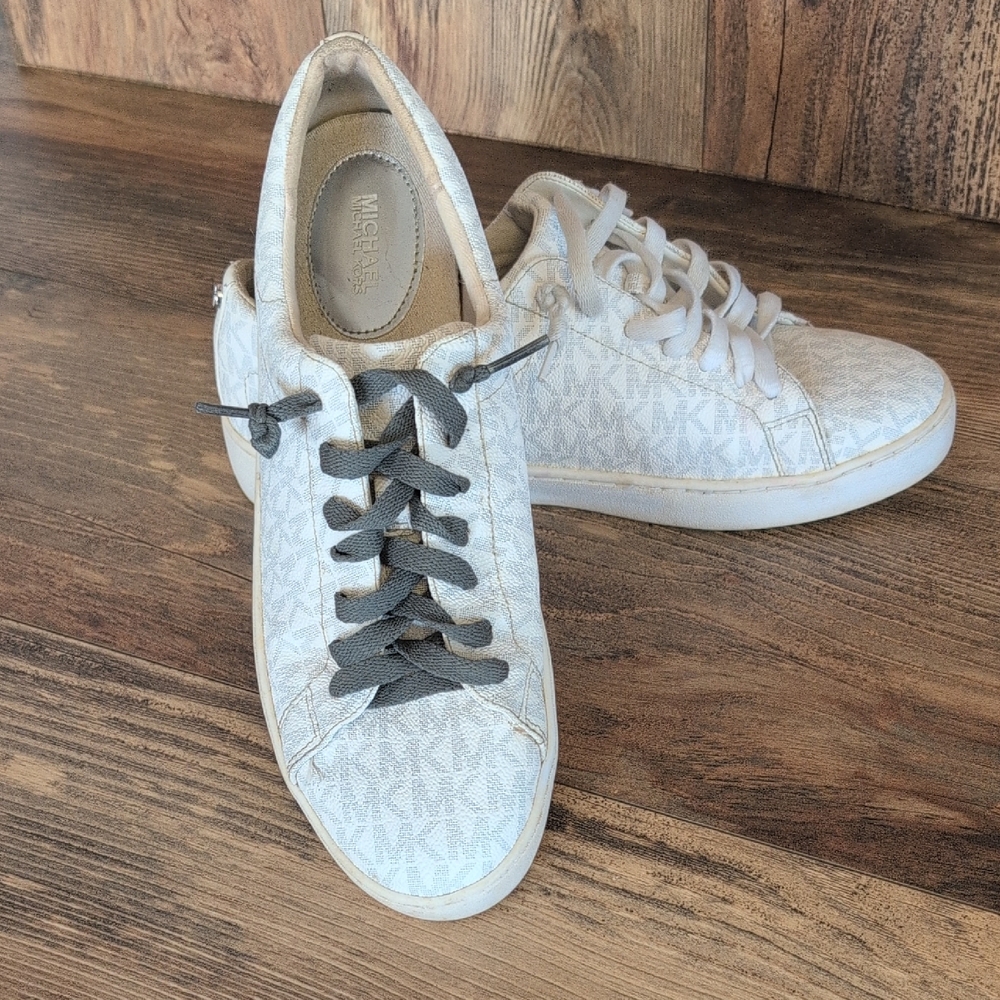 Michael Kors Keaton Lace-up Canvas Logo Sneakers 10M                 F169